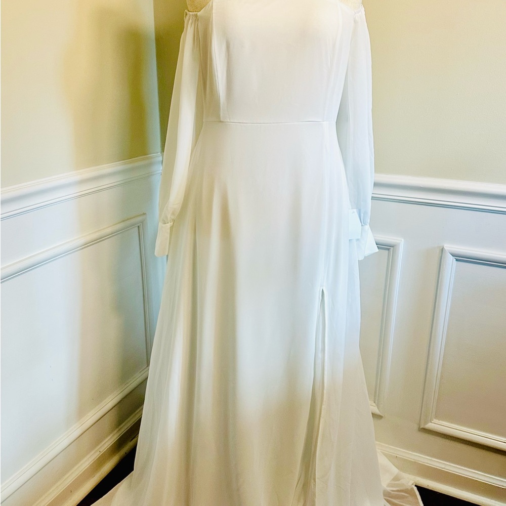Lulu’s Off-Shoulder Chiffon Maxi Gown size XL NWT